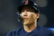 【海外の反応】吉田正尚が2階席へ自身最長136m特大8号【猛打賞3打点】