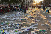 【海外】「プラスチック製マルディグラビーズがゴミに？種ビーズとジャンバラヤスパイスで新しい文化を創造！」