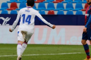【海外の反応】「日本サッカーの傑作」乾貴士、今季初ゴール！海外のファンが称賛！