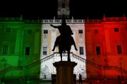 コロナとの戦争に挑むイタリア、10000人のスチューデントドクターを医療現場へ投入―海外の反応―