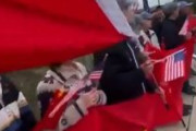 海外「アメリカで衝突する中国人達。米中首脳会談の習近平訪問を巡り支持派と反対派で抗争」
