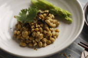 納豆みたい♪チョコレート＆ストロベリーチョコネリ「ピンクの納豆みたい...」「結末が笑える」海外の反応