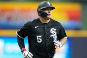 【海外の反応】村上宗隆が161kmの速球をレフトポール直撃第26号ホームラン【MLB】