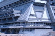 海外「帝国的なものを感じる…ダークサイドの影響を受けているのは間違いない」日本のとある建築物（海外の反応）