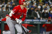 【海外の反応】「ショーヘイ、今じゃない」大谷がマリナーズの夢を砕く有終の46号弾！