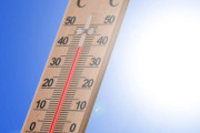 海外「東京の気温が今年初めて30度を超えたぞ！」