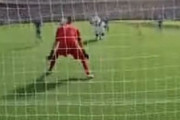 中国人「日本サッカーと中国サッカーの違いが凝縮された動画」　中国人「亀か」「労働者は中国代表を見習おう！」