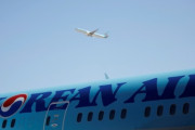 韓国人「日本の空港で大韓航空の旅客機がキャセイパシフィックと衝突事故！」　韓国の反応