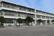 海外「日本がここまで奇妙とは」川崎市の小学校で体操着の下の肌着着用を禁止（海外の反応）