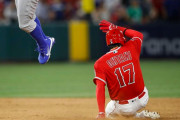 大谷翔平が3連続四球もMLB史上初の快挙達成！←「はい、MVP」（海外の反応）