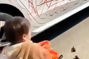 人生がつまらないと感じるあなたは忘れていることがある。無邪気な子どもたちの遊び心。海外の反応