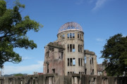 [韓国の反応]なぜ原爆は広島に落とされたのでしょうか？[韓国ネット民]他の場所はすでに多くの爆撃を受けており、原爆の正確なデータを得るために広島に決めたそうです