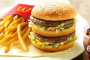 海外「俺がマクドナルドに行かない理由の一つがコレ」外国のマクドナルドの関係者用出入口が悲惨すぎると話題にｗｗｗ
