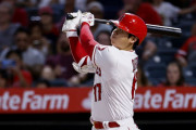 【海外の反応】大谷翔平が登板翌日9本目の43号ホームラン！「MVPの予想オッズがスゴいことに…」