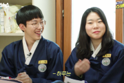 【話題】韓国人「韓国政府、学校制服を韓服に変える理由がこれだ」