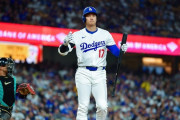 大谷翔平の新しいセレブレーションに全米騒然！←「コツコツ入れよう」（海外の反応）