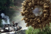 韓国人「韓国軍VS日本自衛隊」外部の助けなしに、韓国軍と自衛隊が戦ったらどちらが有利でしょうか？　韓国の反応
