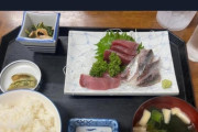 海外インフルエンサー「今日本に行かない人は間違ってる、この定食が5ドル未満だ」