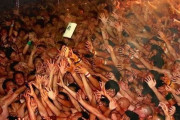韓国人「日本はしっかり狂っていますね」「まるで地獄の様な光景」日本が裸祭りを開催した結果がこちらㅋㅋㅋ　韓国人の反応