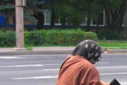 【画像】無賃ババアあらわる
