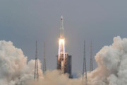 海外「制御不能になった中国のロケットはインド洋に落下したようだ」