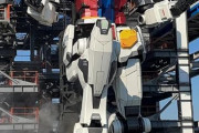 【海外の反応】日本の巨大ロボット　海外の反応「コックピットに搭乗したい、ポーズがとれる非常に大きな人形レベル」