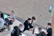 ある少年が友達の命を救った瞬間の映像が海外で話題に！←こういう友人ってどうやったら作れるの？