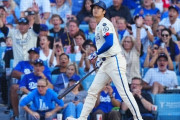 【海外】「強烈すぎる！」ドジャース大谷翔平が超特大の33号2ラン！