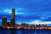 韓国人「韓国に超大型ビルが建てられた時の様子を見てみよう」