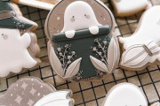 外国人「ハロウィンに作った素晴らしいお菓子を見せていく！」