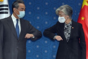 韓国人「中国が韓国を侮辱！」王毅外相が会談に20分遅刻し外交非礼論議に！　韓国の反応