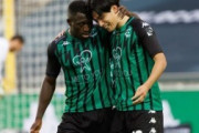 【海外の反応】「嬉しい」日本人が欧州でゴールラッシュ！上田綺世、今季2点目！岡崎慎司はダイビングヘッドでベルギー初得点！中村敬斗、4戦連続ゴール！