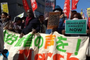 外国人「コンビニの弁当を作っているのは私です。セクハラNO！」 日本で外国人が良い賃金と労働環境を求めて行進