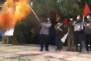 海外「イスラエル国旗と一緒に自分まで燃やしたイラン人ｗｗｗ」