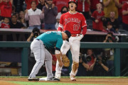海外「ホームラン打つより難しい」大谷さん、2打席連続三塁打でまた記録達成（海外の反応）