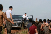 韓国人「反日しながらレクサス…」北朝鮮の水害現場にレクサスを運転してきた金正恩