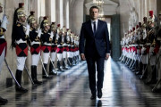 外国人「カメラの前で頑張ってる世界の大統領や首相を見ていこう」