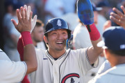 【海外の反応】鈴木誠也が「夢の球場」で決勝打！【全米注目】