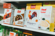 海外『ラドゥーは絶対食え、特にココナッツとマサラのやつだ』日本のインド食材店を訪れたYouTuberに世界中から怒涛のグルメ指南