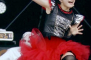 初めて行ったBABYMETALのコンサートのチケットをまだ持ってる？　【海外の反応】