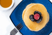 ふんわり厚めの簡単スフレパンケーキ　世界共通のおいしさ！