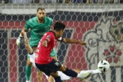 外国人「凄まじい」香川真司、圧巻ゴール！C大阪、フランス王者PSGに逆転勝利！海外のファンが驚愕！【海外の反応】