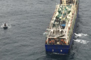 海外「もう完全武装して沈めるべき」中国が地球の裏側のウルグアイで合計11トンものイカを密漁w 違法漁ガチ勢すぎw