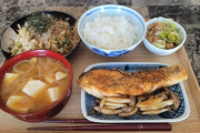 アメリカ人「シンプルな日本の朝食を作ってみたがどうかな？」
