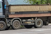 【1ヶ月以上昏睡】韓国でダンプカーの車輪に巻き込まれた女子高生が意識不明になって46日以上経過...「ちゃんとメンテナンスしてない運転手が悪い」