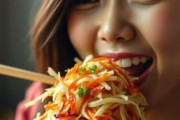 韓国人「日本の定食屋で出てくるキャベツがやたらと美味しかった…あのソースの正体は？」