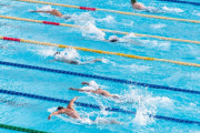 海外「オリンピックメダリストが泳いでいるときに漏らしそうだった、と生放送で正直に回答！」海外の反応はいかに？！