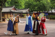 韓国人「韓国民俗村のパフォーマンスの近況」