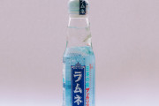 韓国人「日本に行ったことのない韓国人が幻想を抱いている日本の飲み物がこちらｗｗｗ」