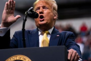 トランプ、『寄生虫』批判「韓国とは問題が多いのに、なぜオスカー賞を与えるのか」